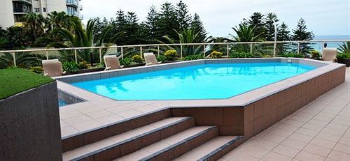 Rydges Beachside